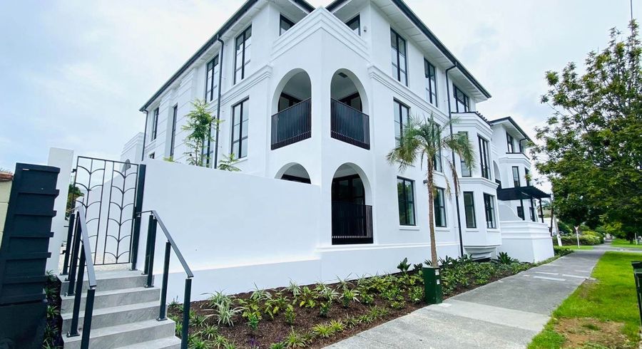  at 204/2 Tagalad Road, Mission Bay, Auckland City, Auckland