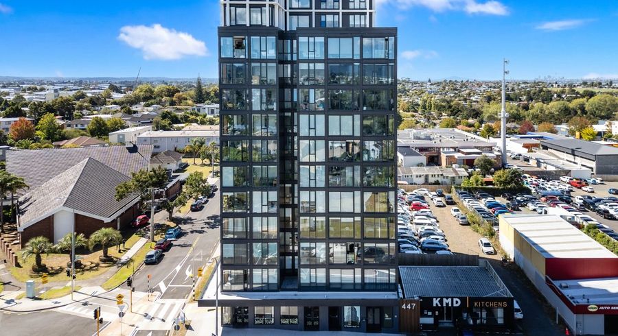  at 1004/1 Buscomb Ave , Henderson, Waitakere City, Auckland