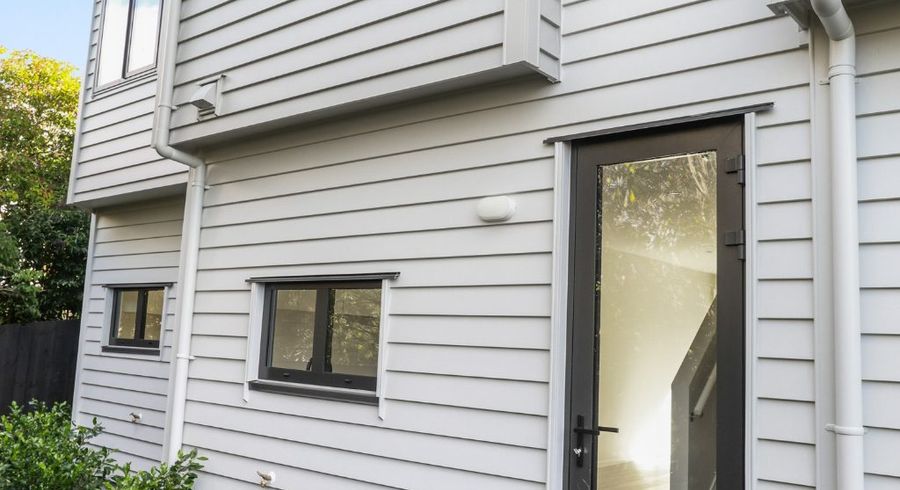  at 7/52 Rua Road, Glen Eden, Auckland