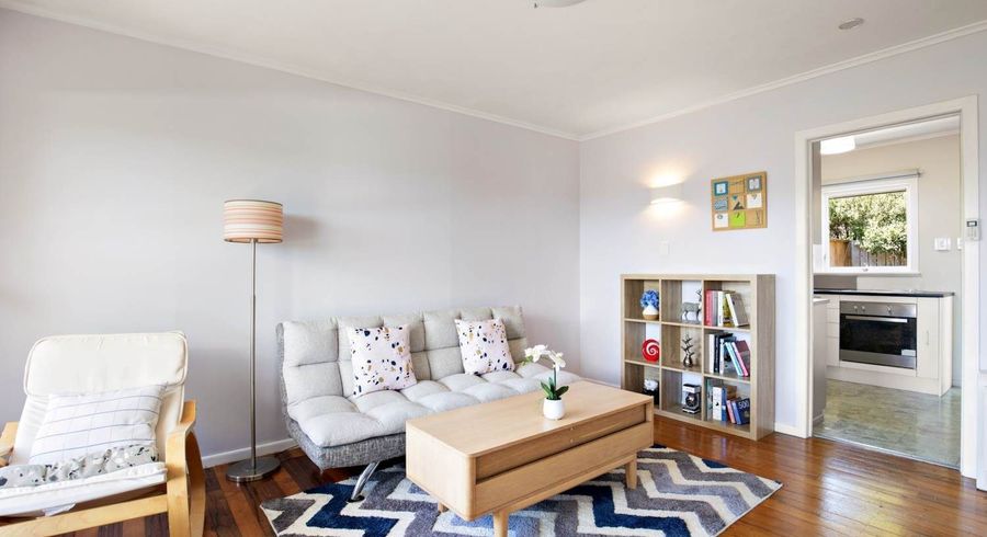  at 3/53 Merani Street, Belmont, Auckland