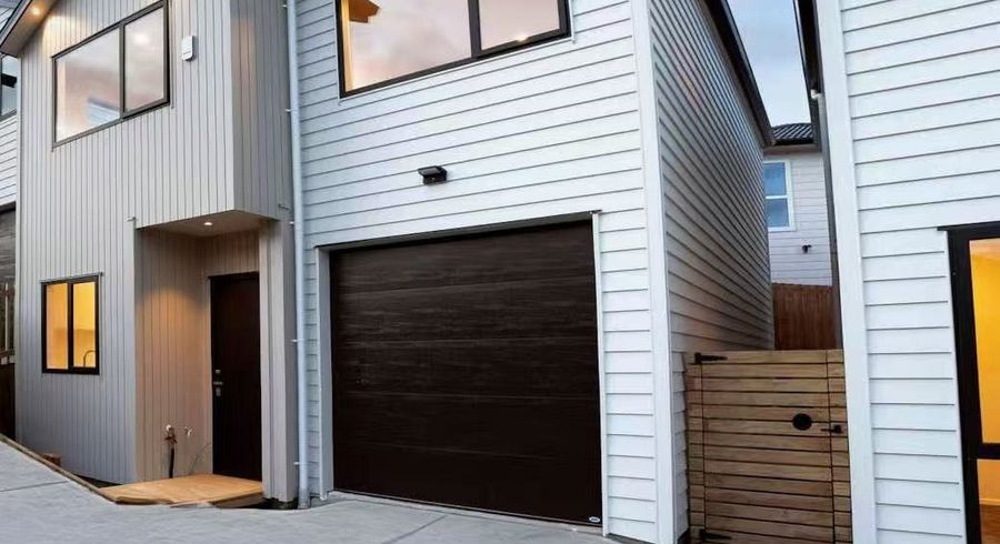  at 2/5 Topliss Drive, Torbay, North Shore City, Auckland
