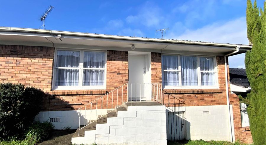  at 2/242 Onewa Road, Birkenhead, North Shore City, Auckland