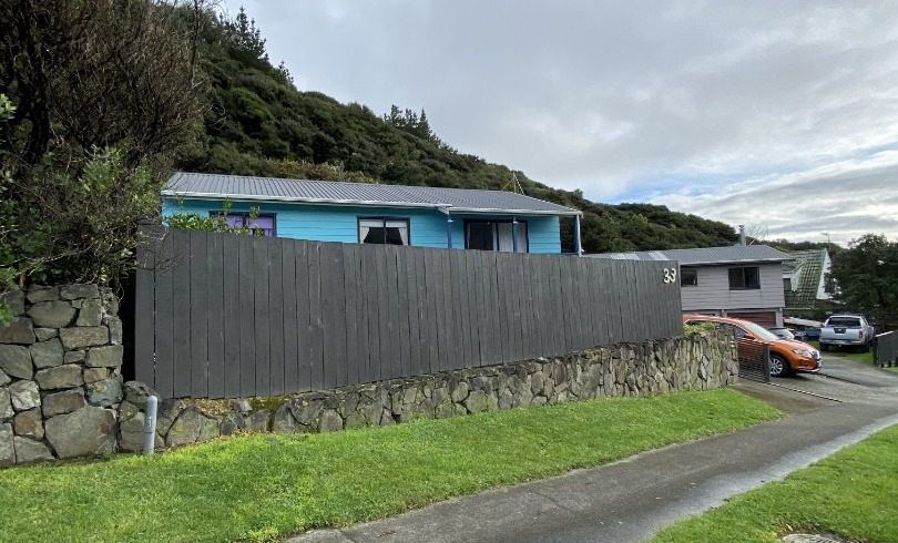  at 33 Omapere Street, Whitby, Porirua, Wellington
