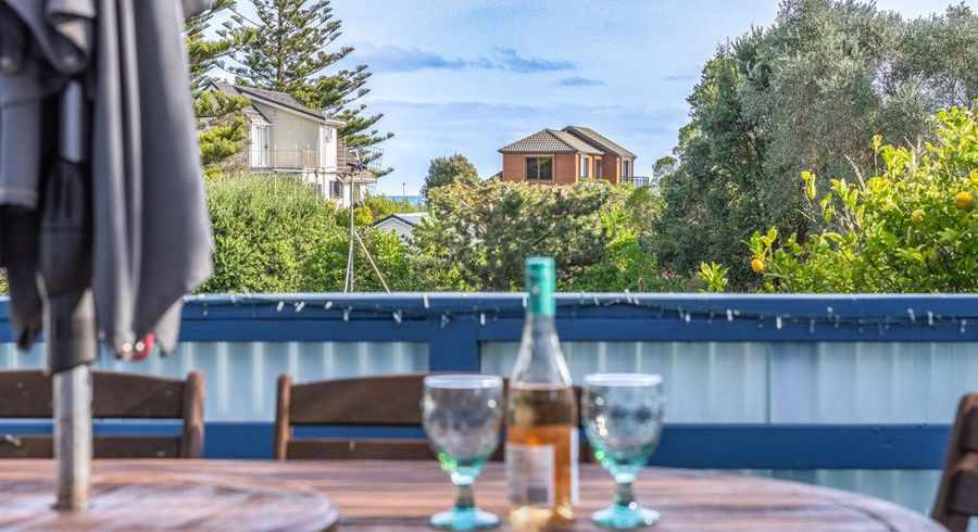  at 33 Wharemauku Road, Raumati Beach, Kapiti Coast, Wellington
