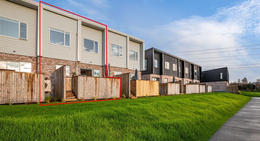 at 27 Tamora Lane, Avondale, Auckland