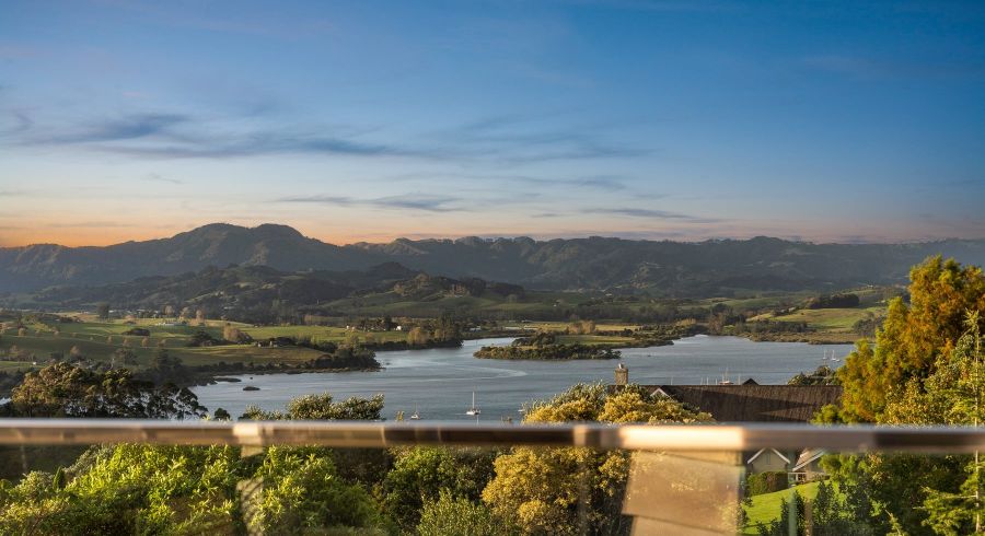  at 2 Kauri Drive, Sandspit, Warkworth