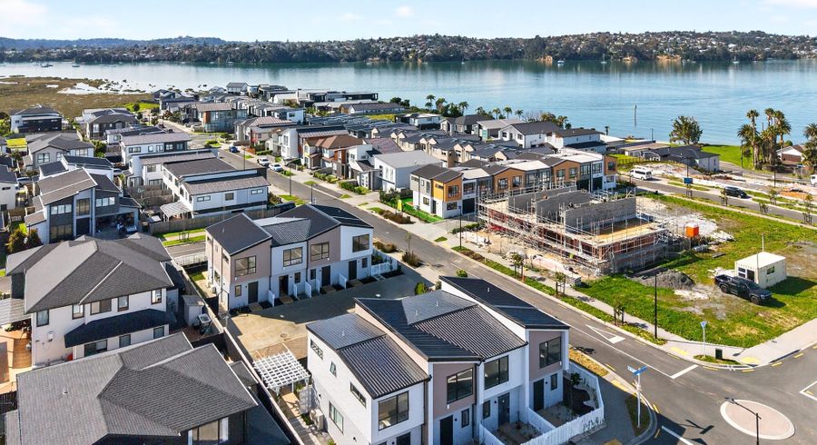 at 21  Habitat Place, Hobsonville, Waitakere City, Auckland