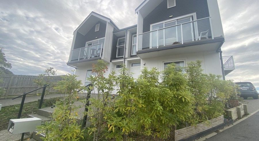  at 1 Kopua Place, Whitby, Porirua, Wellington