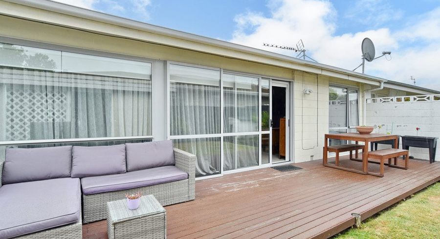  at 1/403 Greers Road, Bishopdale, Christchurch