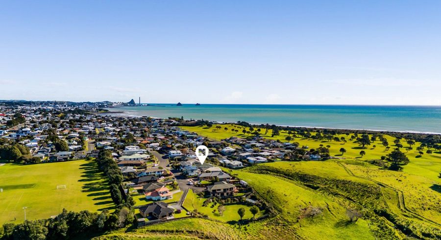  at 2/13 Chatswood Grove, Fitzroy, New Plymouth, Taranaki