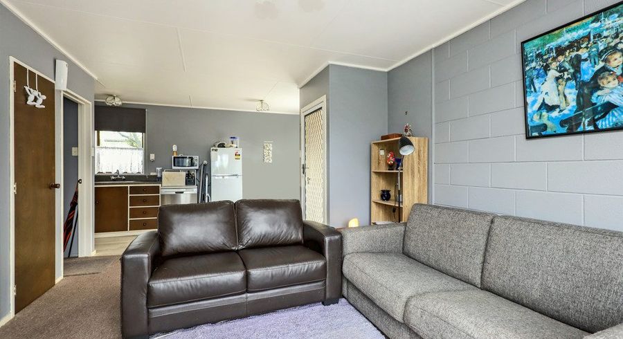  at 4/801 Southland Road, Raureka, Hastings