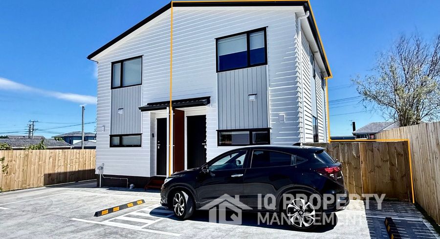  at 2/3 Royal View Road, Te Atatu South, Auckland