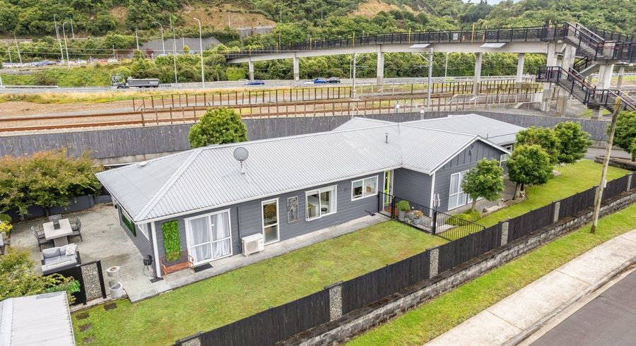  at 10 Cottle Heath Close, Manor Park, Lower Hutt, Wellington