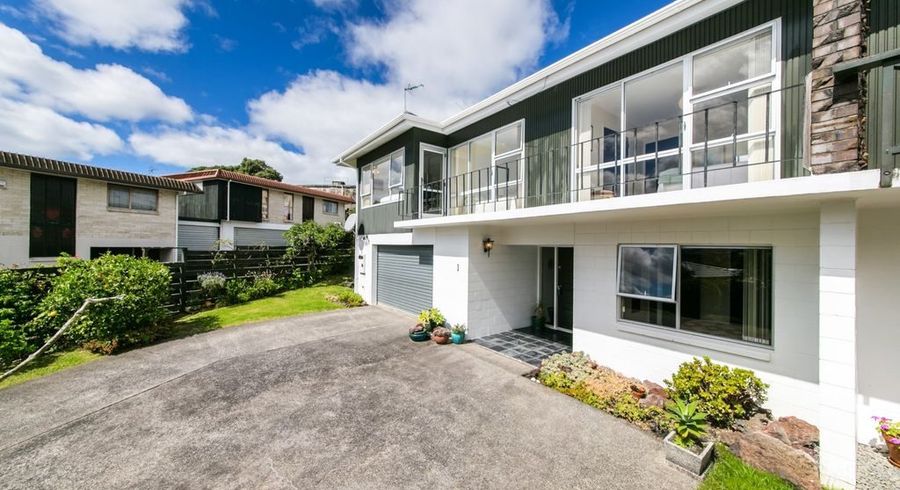  at 1/37 Shanaway Rise, Hillcrest, North Shore City, Auckland