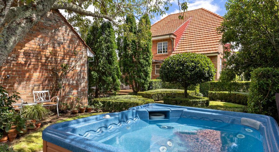  at 8 Coyle Street, Sandringham, Auckland City, Auckland
