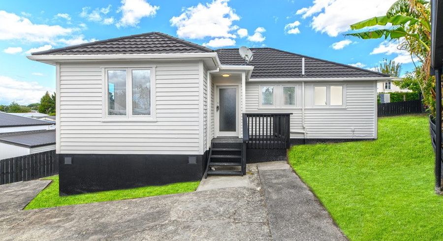  at 70D Lincoln Park Avenue, Massey, Auckland
