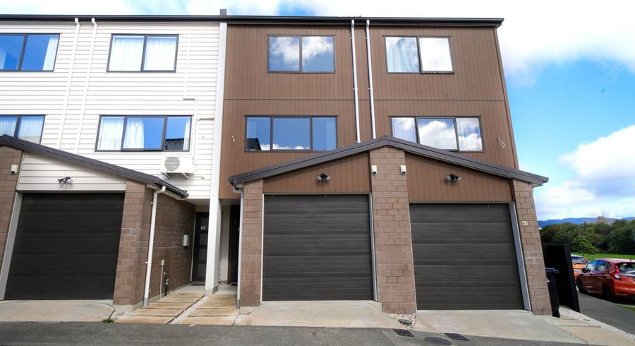  at 45 Bloom Crescent, Sunnyvale, Auckland