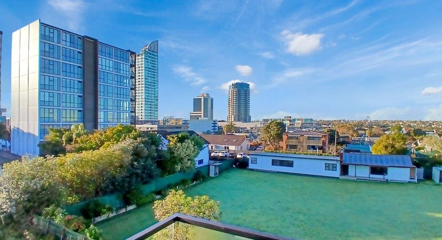  at 205/74 Anzac Street, Takapuna, North Shore City, Auckland