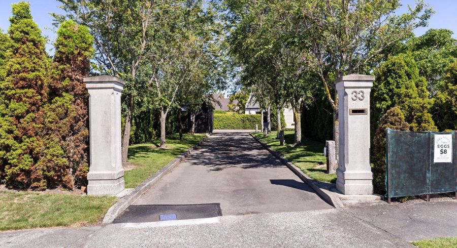  at 33 Royal Oak Drive, Kelvin Grove, Palmerston North, Manawatu / Whanganui