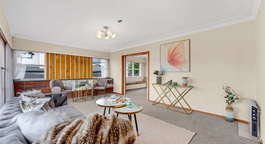  at 45 Buckingham Crescent, Manukau, Auckland