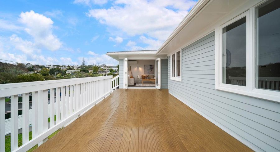  at 15 Tonkin Drive, Sunnynook, North Shore City, Auckland