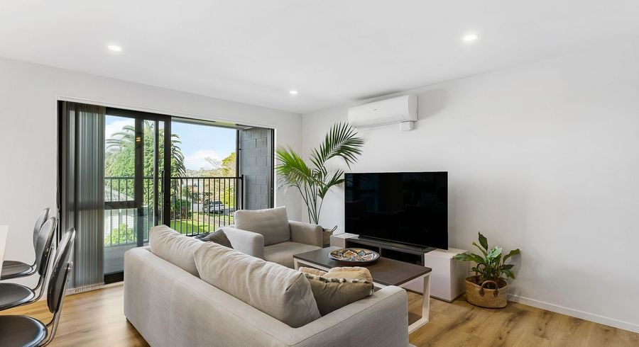  at 90E Kings Road, Panmure, Auckland City, Auckland