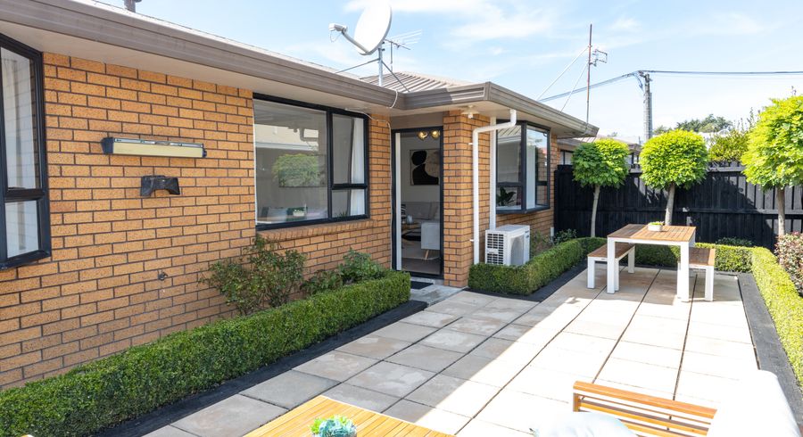  at 2/19 Wyndham Street, Papanui, Christchurch
