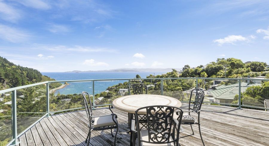  at 52 Waitohu Road, York Bay, Lower Hutt