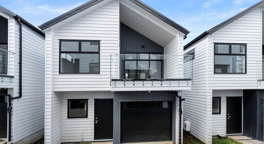  at 25 Jandell Crescent, Bucklands Beach, Manukau City, Auckland