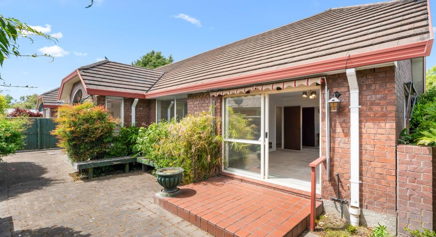  at 1/5 Cottesmore Close, Burnside, Christchurch City, Canterbury