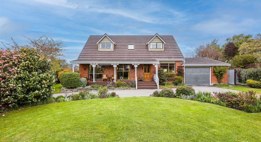  at 9 Sawtell Place, Northcote, Christchurch