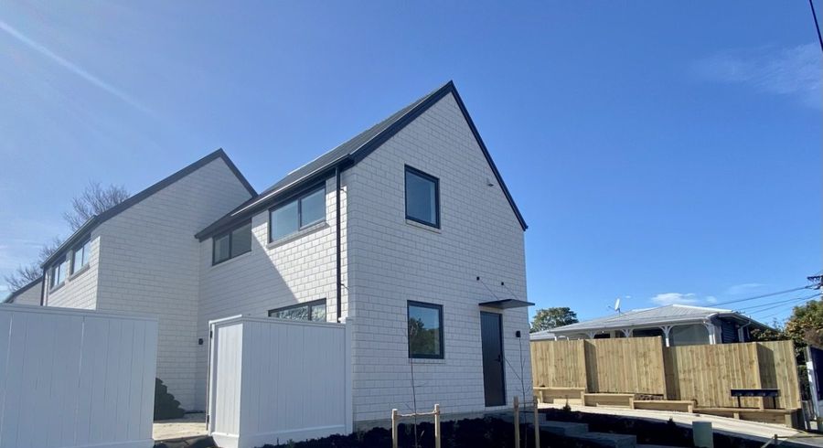  at 1/17 Hornbrook Street, Waltham, Christchurch