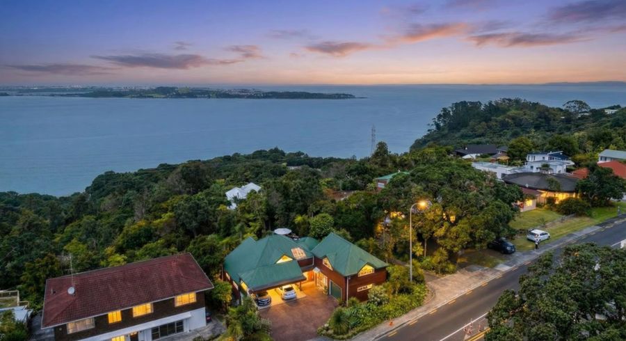  at 402 Hillsborough Road, Mount Roskill, Auckland City, Auckland