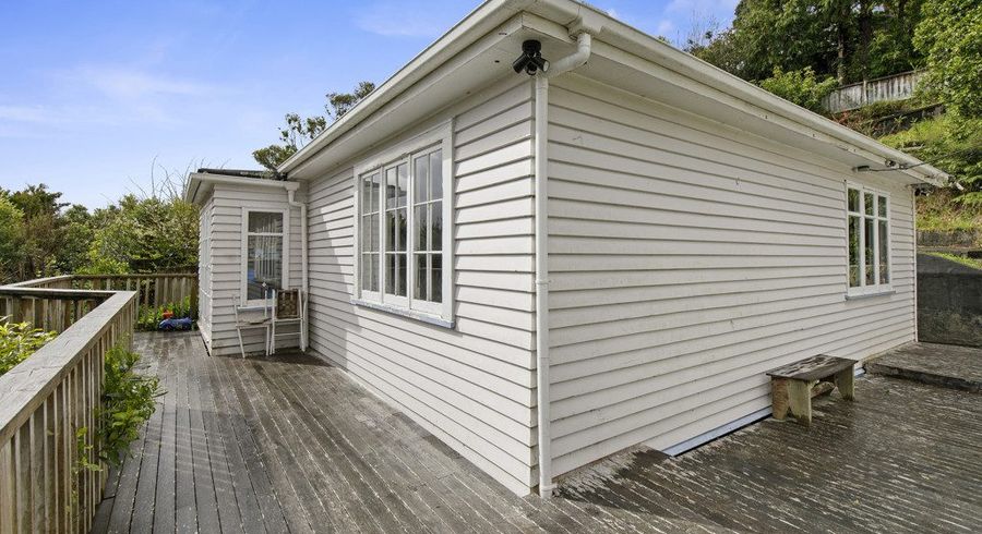  at 33 Woodvale Grove, Fairfield, Lower Hutt, Wellington