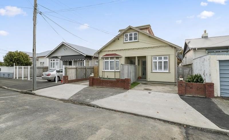  at 35 Plunket Avenue, Petone, Lower Hutt