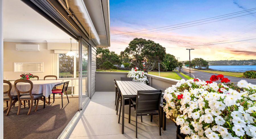  at 2 House Avenue, Mangere Bridge, Manukau City, Auckland