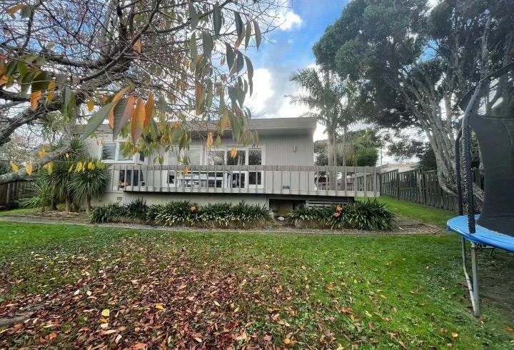  at 194 Cook Street, Howick, Manukau City, Auckland