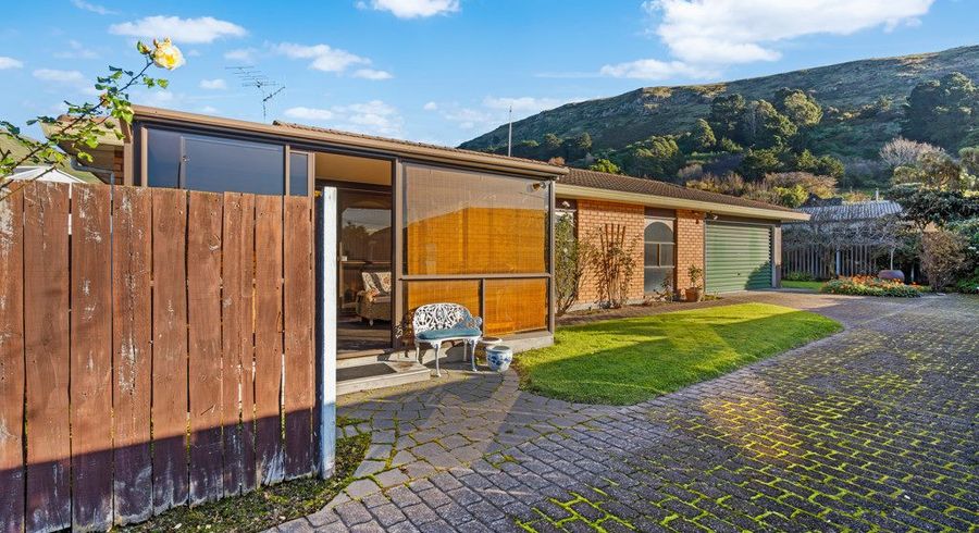  at 2/6 Vega Place, Heathcote Valley, Christchurch