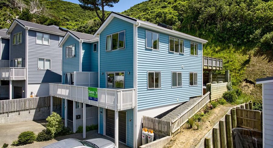  at 10 Rarangi Way, Owhiro Bay, Wellington