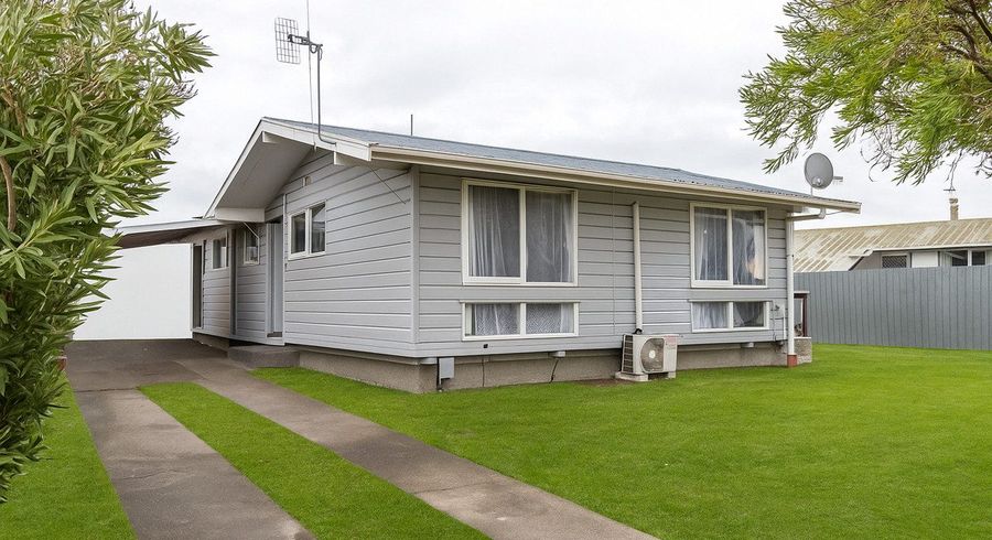  at 56 Kaimanawa Street, Kelvin Grove, Palmerston North, Manawatu / Whanganui
