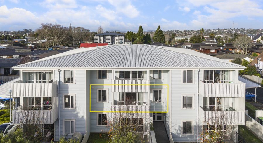  at 104/21A Swanson Road, Henderson, Waitakere City, Auckland