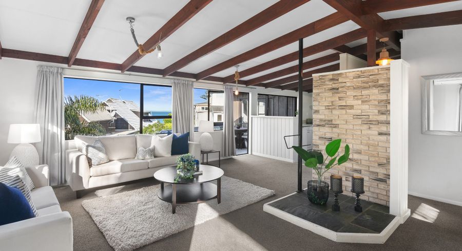  at 7a Ellangowan Road, Waiake, North Shore City, Auckland
