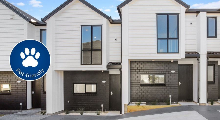  at 4/10 Shamrock Lane, Te Atatu Peninsula, Waitakere City, Auckland