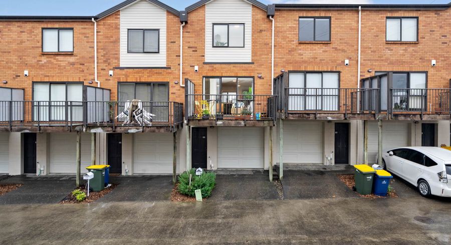 at 187/172 Mcleod Road, Te Atatu South, Auckland