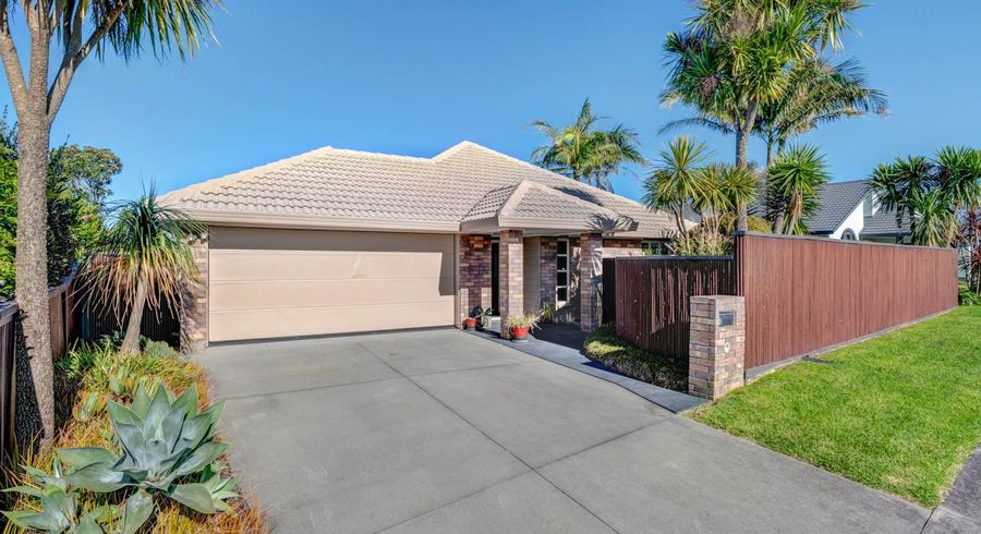  at 24 Suncrest Drive, West Harbour, Waitakere City, Auckland