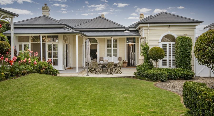  at 15 Jubilee Avenue, Devonport, North Shore City, Auckland