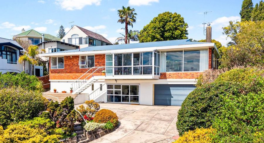  at 2/42 Ngaiwi Street, Orakei, Auckland