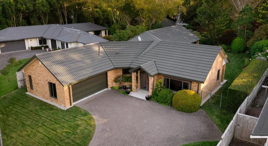 at 45 Canaandale Drive, Flagstaff, Hamilton