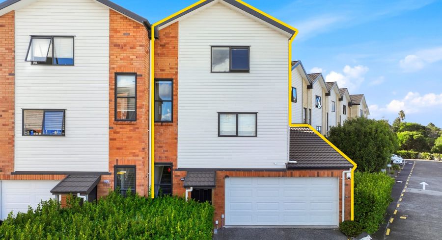  at 205/172 McLeod Road, Te Atatu South, Waitakere City, Auckland