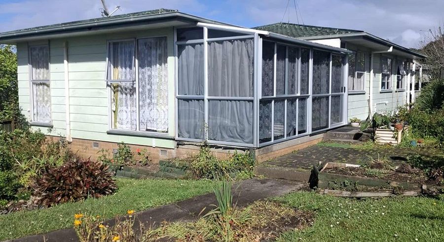  at Sunnynook, North Shore City, Auckland